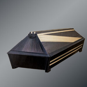 Drapēts koka zārks